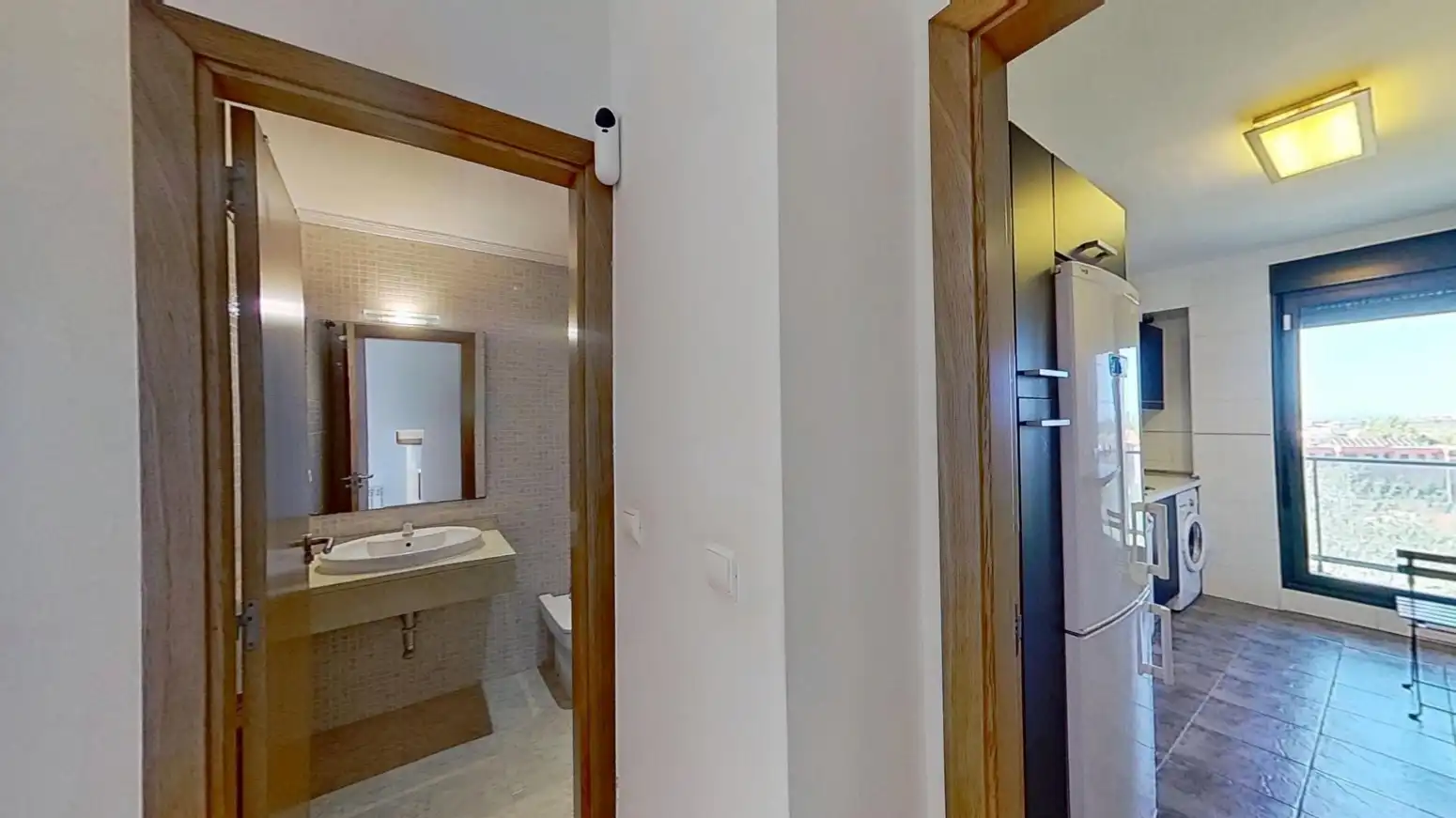 Baño de Ático en venta en Santander con Calefacción, Terraza y Trastero