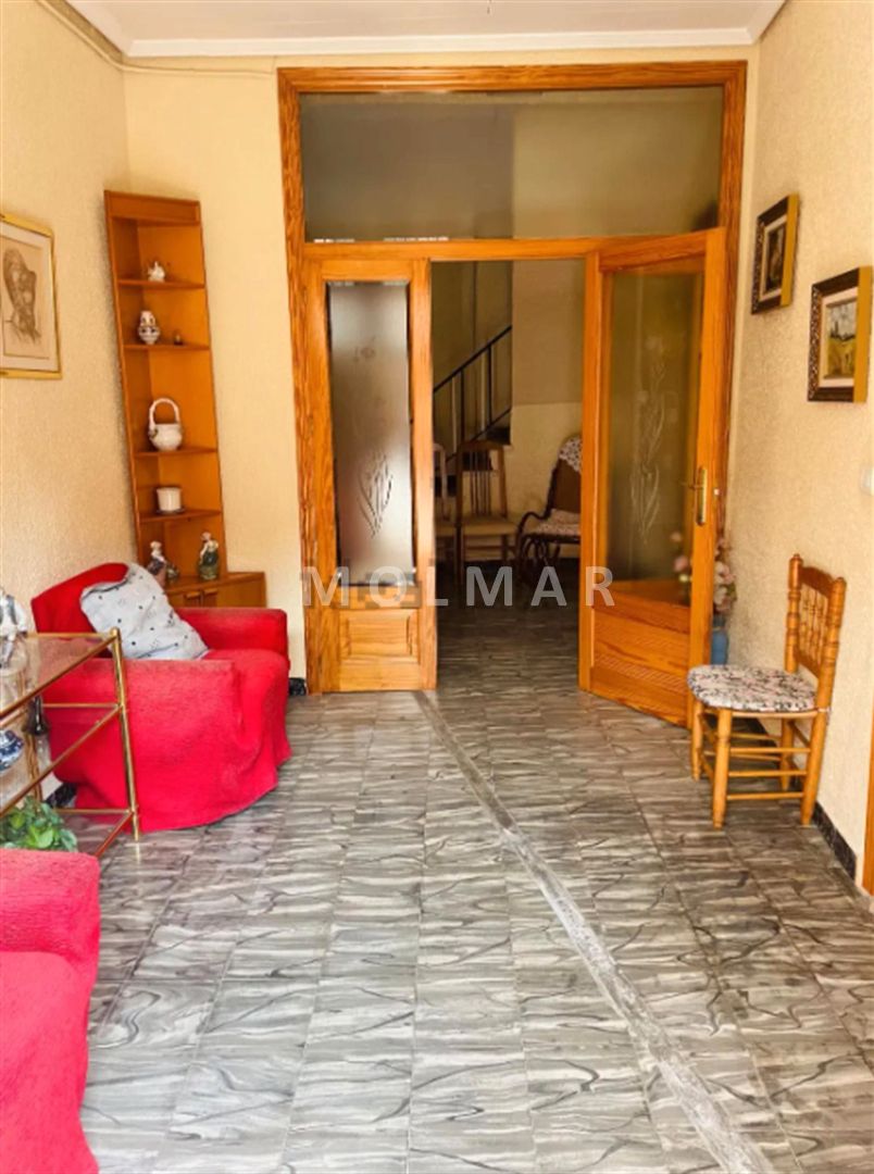 Casa o xalet en venda en Ayora amb Terrassa, Traster i Balcó