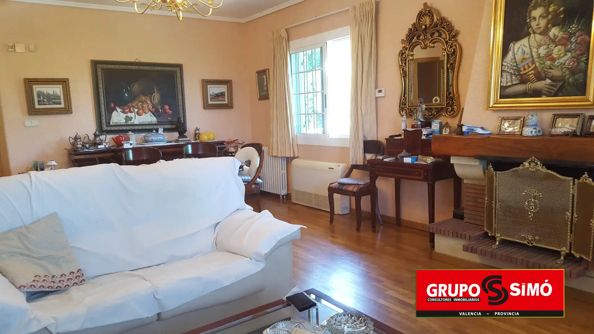 Sala d'estar de Casa o xalet de lloguer en Picassent amb Aire condicionat, Calefacció i Jardí privat