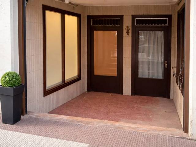 Local comercial en Alquiler en Ispizua Kalea, 1 en Hernani