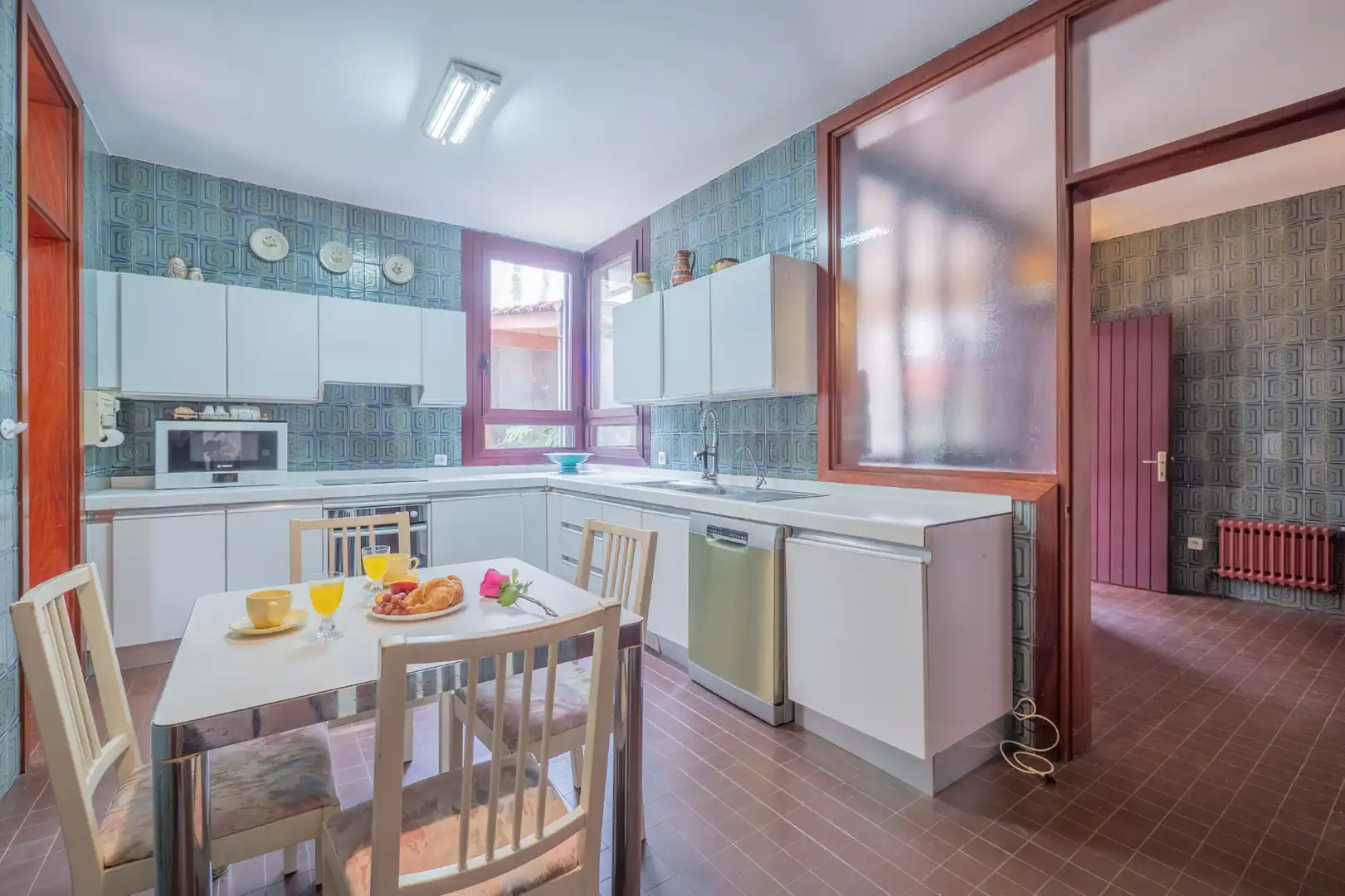 Cuina de Casa o xalet en venda en Las Palmas de Gran Canaria amb Aire condicionat, Jardí privat i Parquet