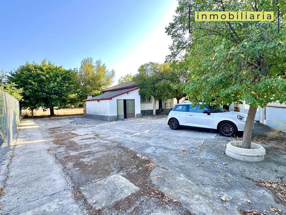 Exterior view of Houses for sale in San Mateo de Gállego  with Air Conditioner, Heating and Private garden