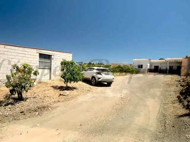 Grundstücke und Bauplätze zum Verkauf in Vélez-Málaga ciudad