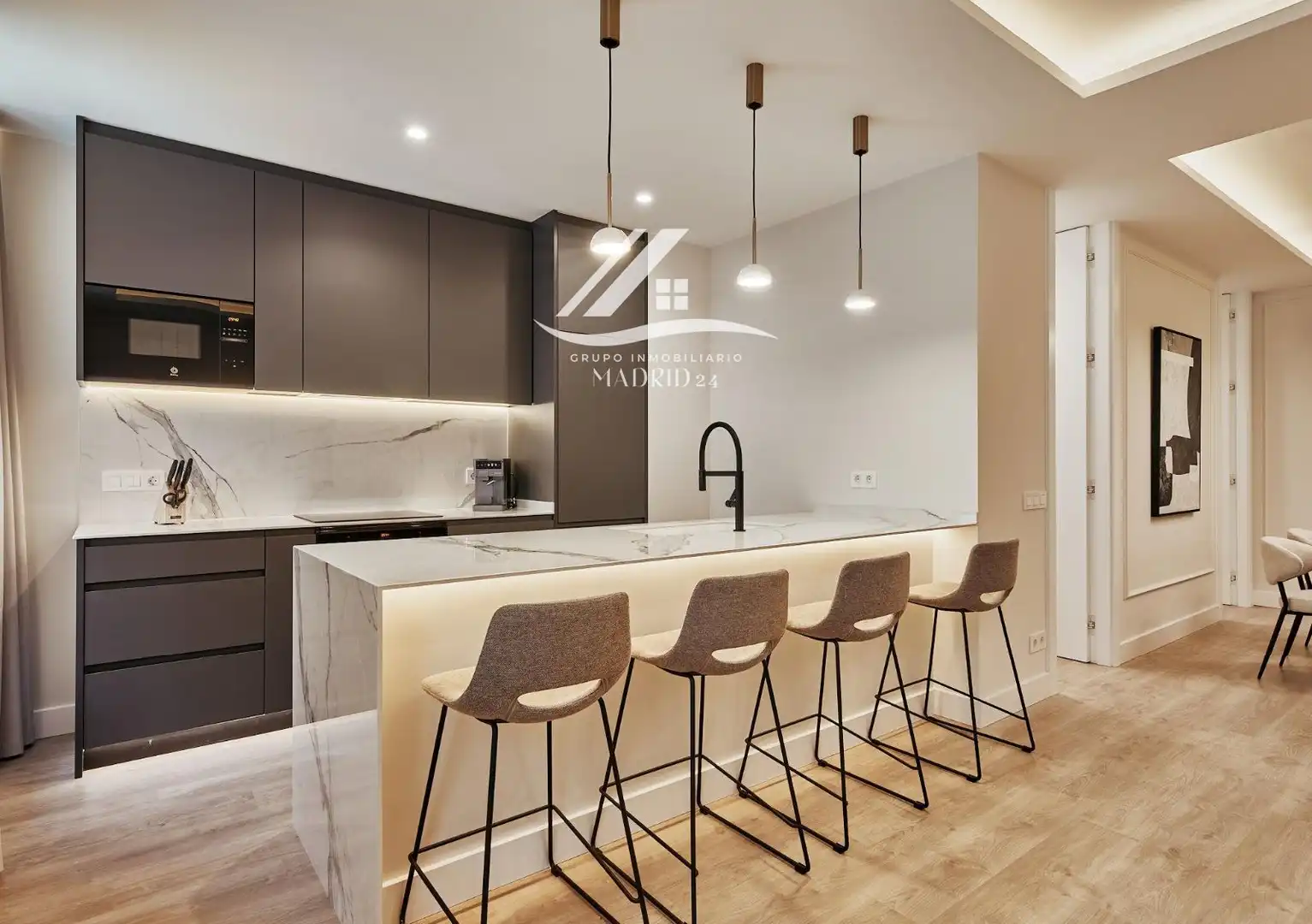 Flat with lift for sale in Calle de Fernán González, imagen 7