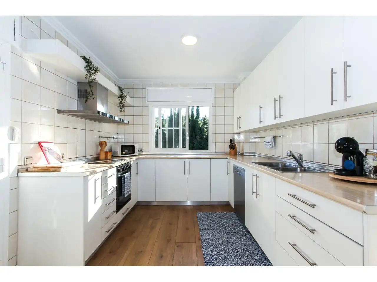 Cocina de Casa o chalet en venta en Lloret de Mar con Aire acondicionado, Calefacción y Jardín privado
