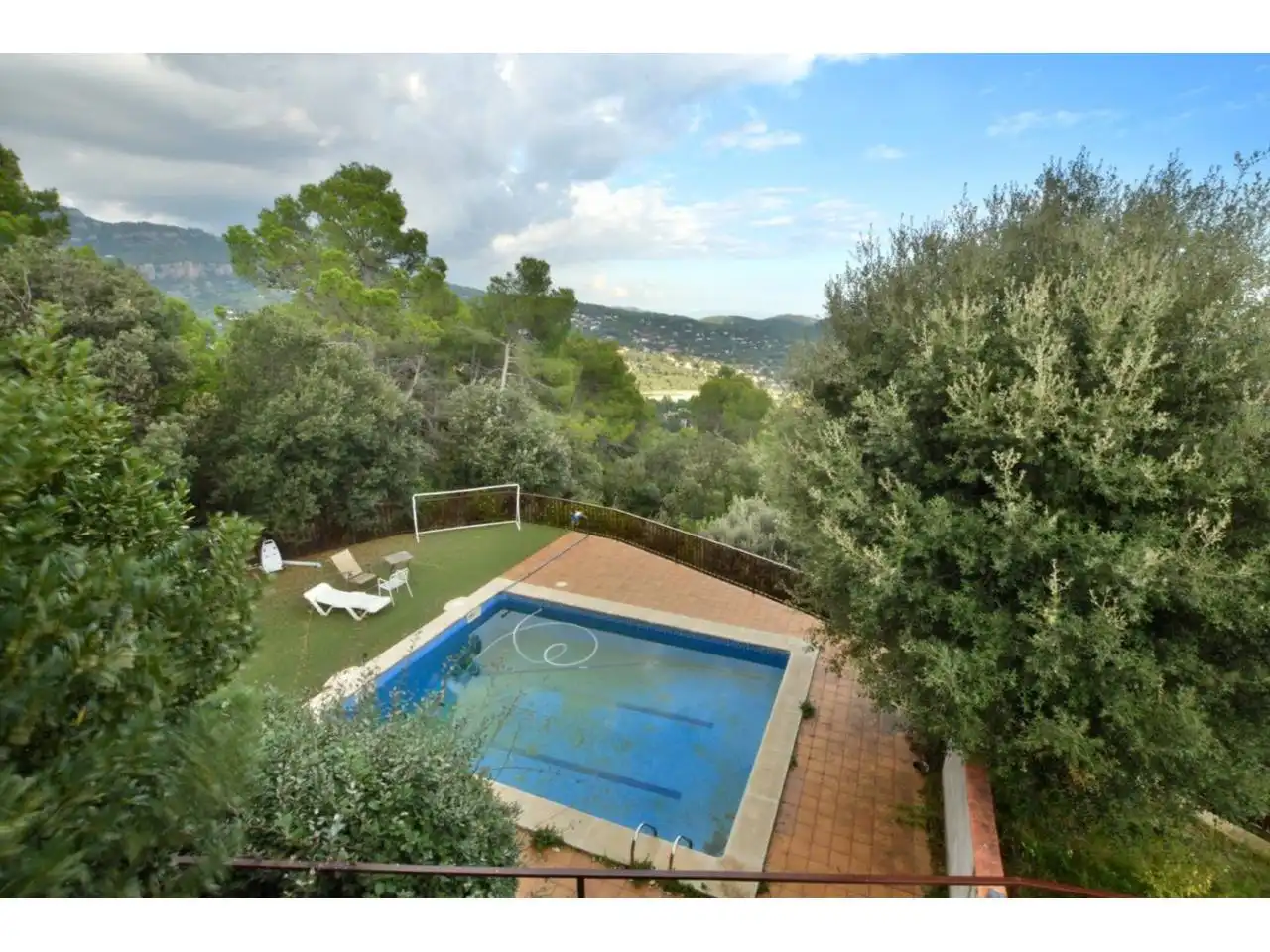 Piscina de Casa o chalet en venta en Matadepera con Calefacción, Jardín privado y Terraza