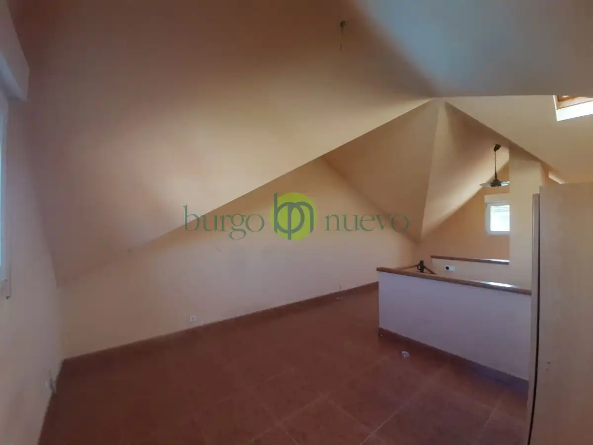 Haus oder Chalet zur Miete in Calle Guadalquivir, San Andrés del Rabanedo pueblo