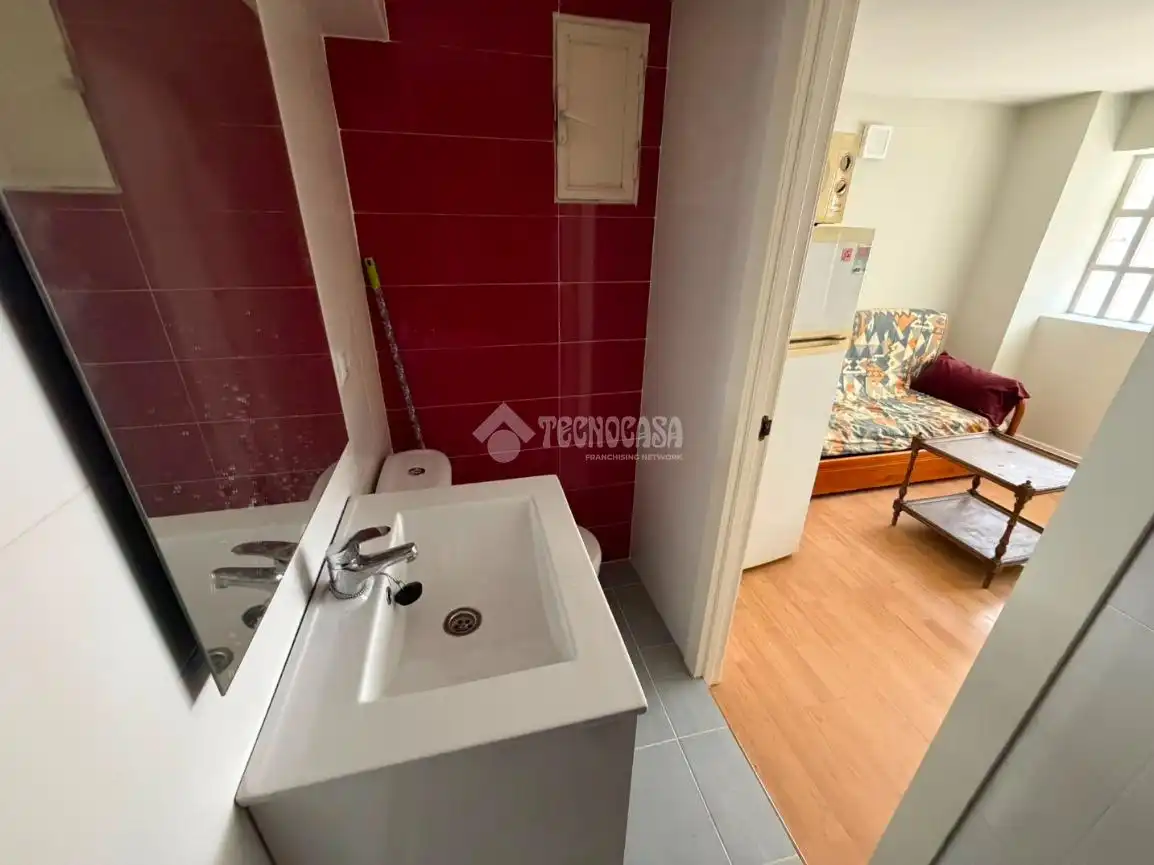Baño de Local en venta en Madrid