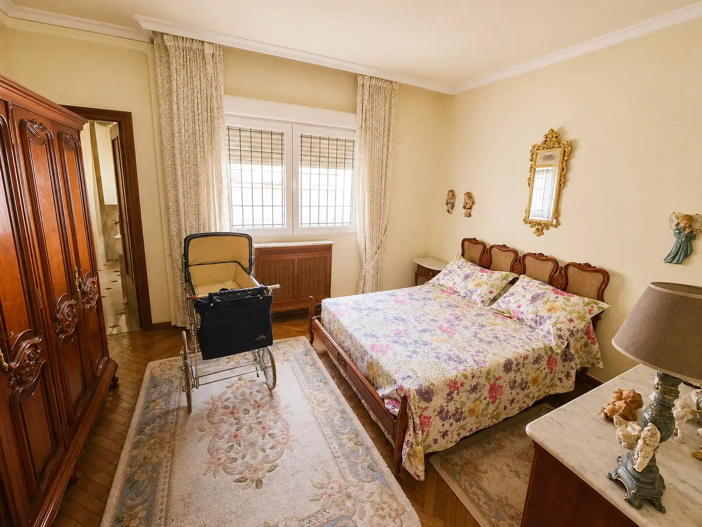 Habitación de Ático en venta en Madrid con Calefacción, Parquet y Terraza