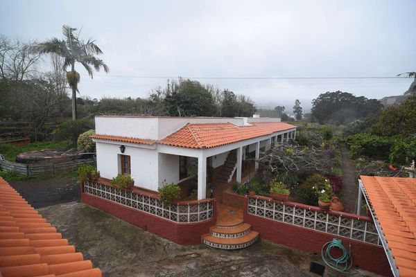 Vista exterior de Finca rústica en venda en Tacoronte amb Jardí privat i Terrassa