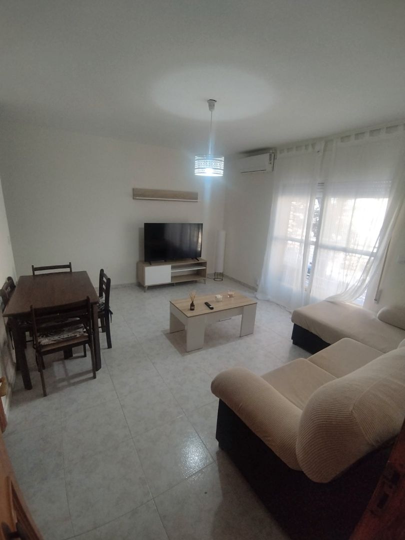 Sala d'estar de Pis de lloguer en Torre-Pacheco amb Aire condicionat, Calefacció i Moblat