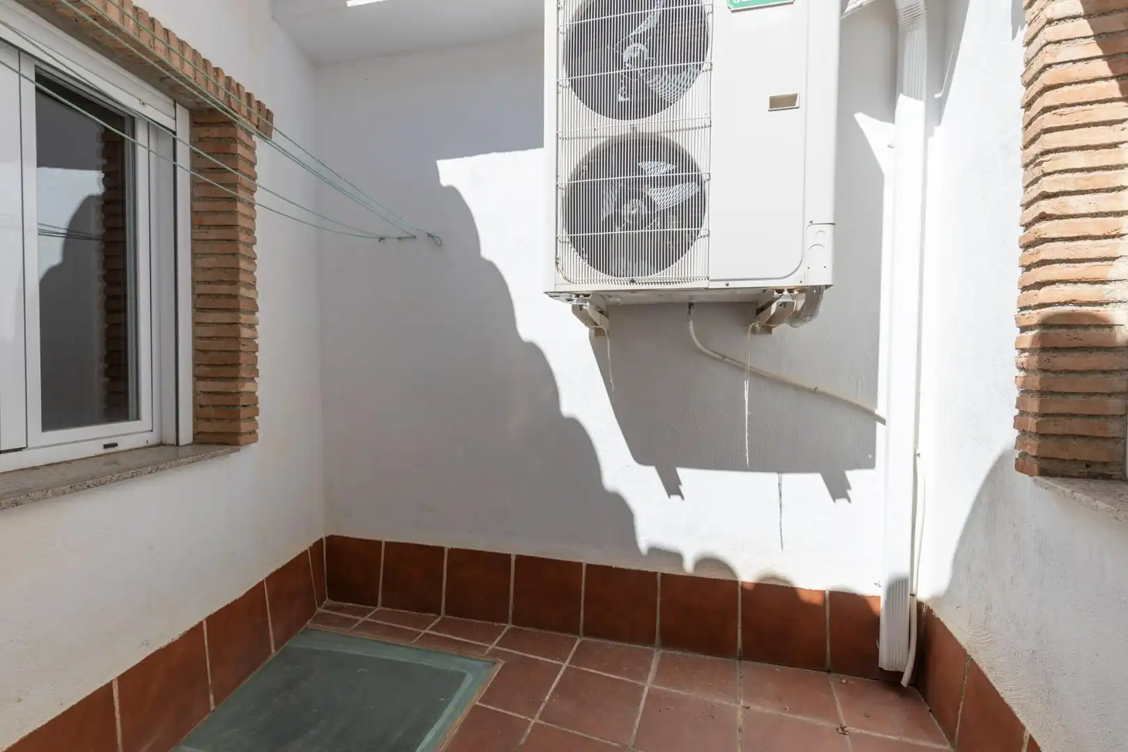 Terrassa de Casa o xalet en venda en Dílar amb Aire condicionat i Balcó