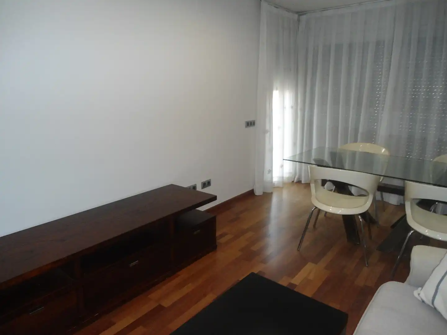 Sala de estar de Apartamento de alquiler en Lleida con Aire acondicionado, Calefacción y Parquet