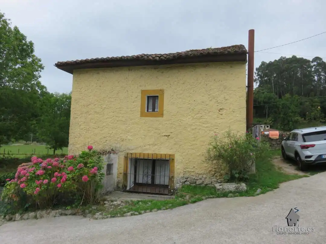 Vista exterior de Casa o chalet en venta en Ribadesella con Calefacción, Jardín privado y Amueblado