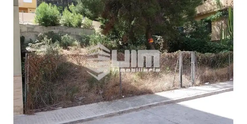 Terrenys i solars en venda a CIUDAD JARDIN