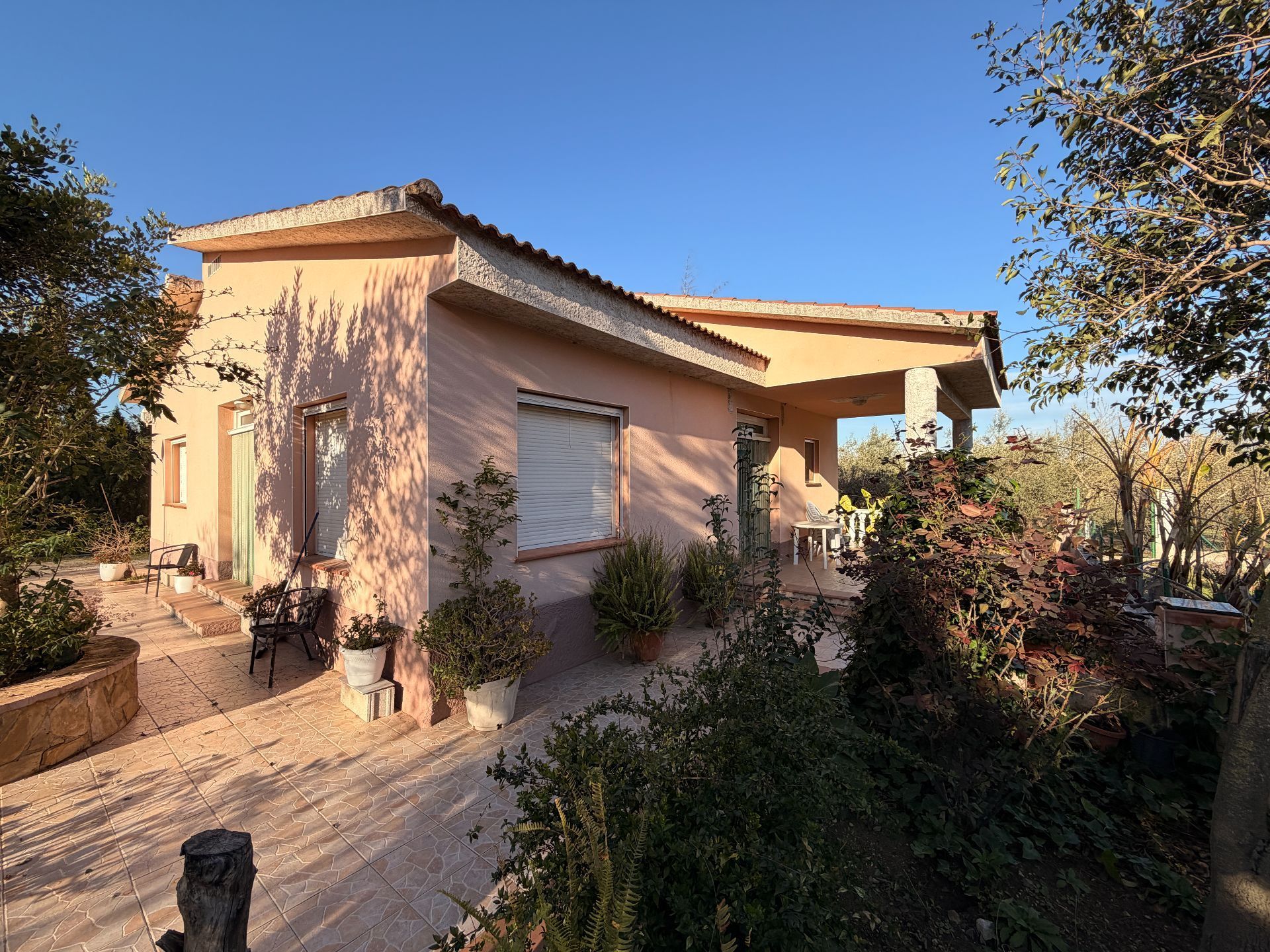 Vista exterior de Casa o xalet en venda en Roquetes amb Calefacció, Jardí privat i Terrassa