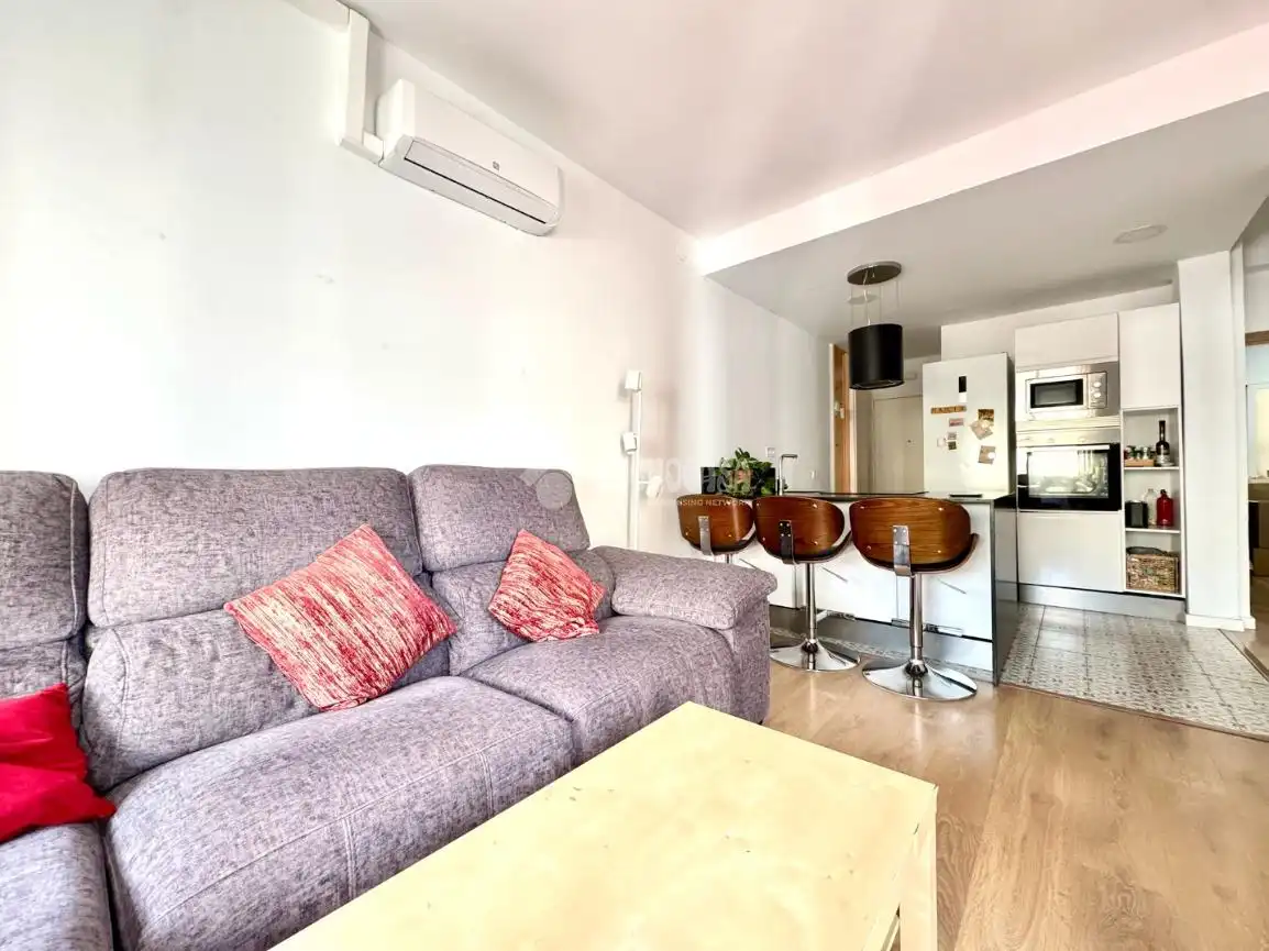 Sala de estar de Piso en venta en Barcelona con Aire acondicionado, Parquet y Balcón
