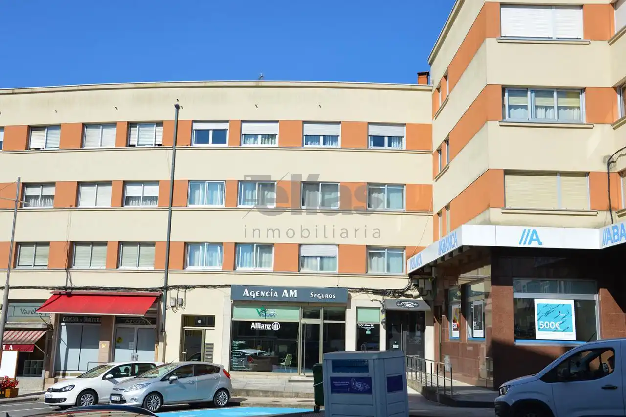 Vista exterior de Pis en venda en Zas amb Terrassa i Moblat