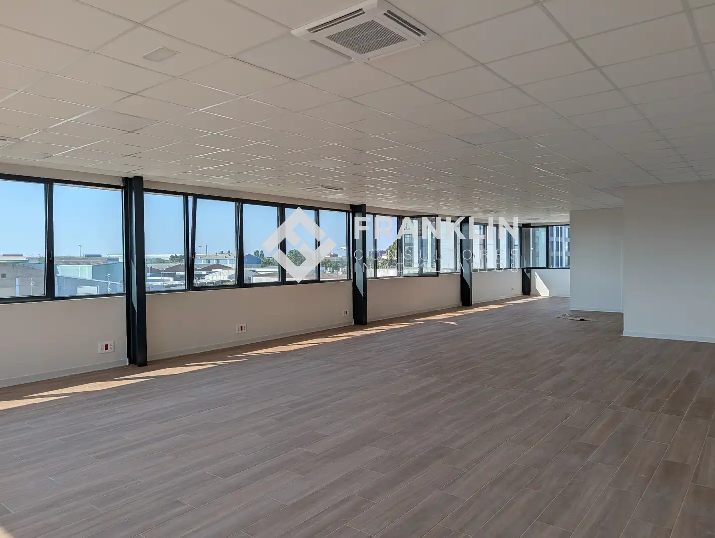 Nave industrial de alquiler en L'Hospitalet de Llobregat