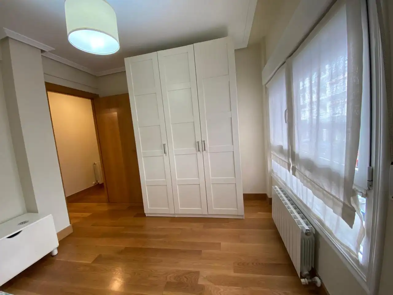 Schlafzimmer von Wohnung zum Verkauf in Durango mit Heizung