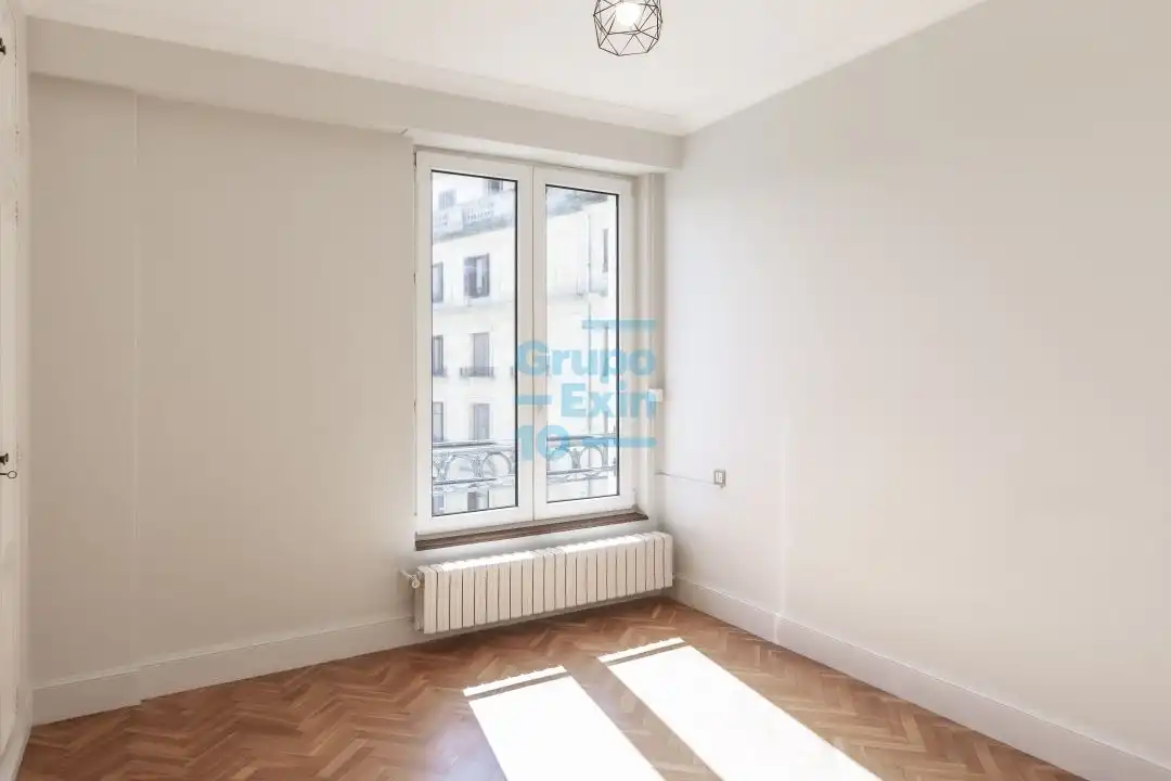 Habitación de Piso de alquiler en Donostia - San Sebastián  con Balcón