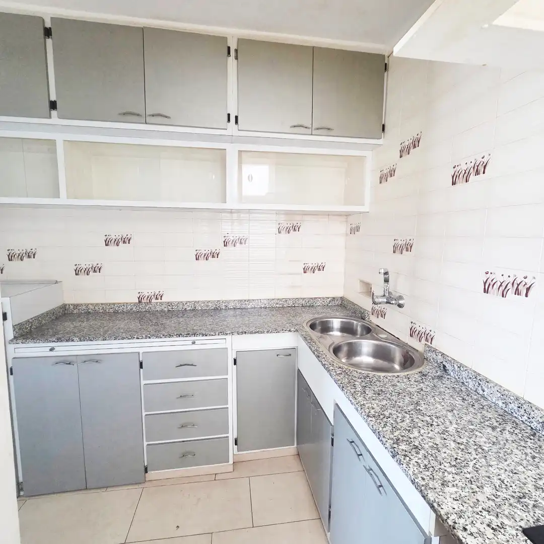 Cuina de Pis en venda en Barcelona amb Balcó