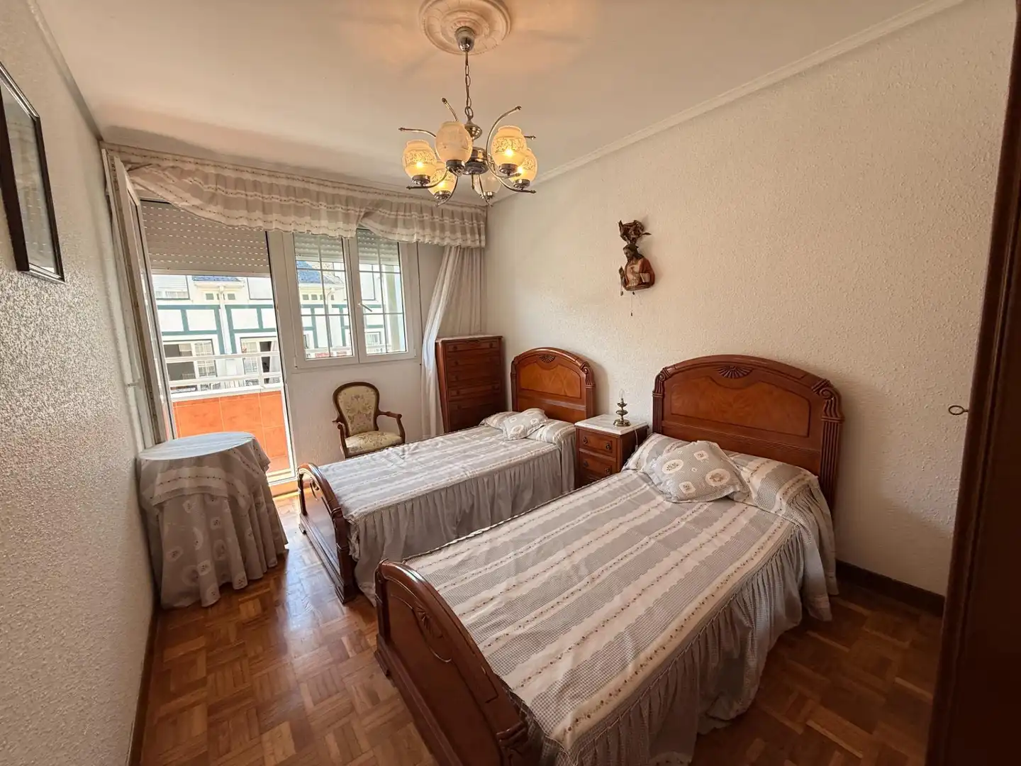 Bedroom of Flat for sale in Santoña  with Terrace, Furnished and Balcony