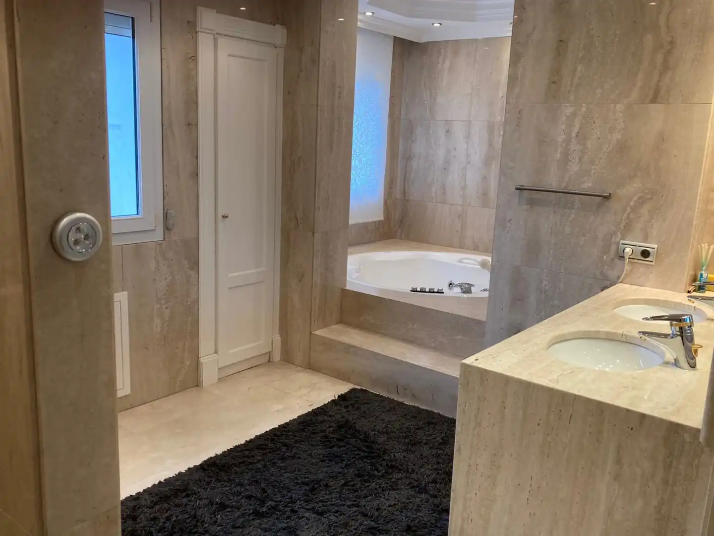 Baño de Casa o chalet de alquiler en Cabrils con Aire acondicionado, Calefacción y Jardín privado