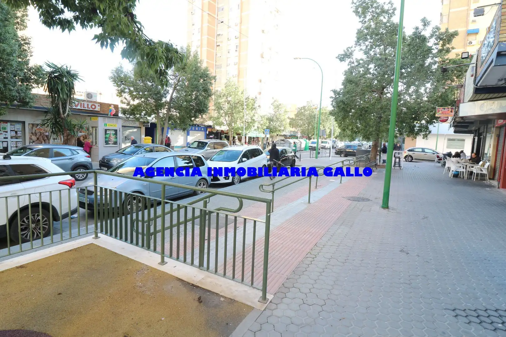 Parking of Commercial properties for sale in Sevilla  with Air Conditioner