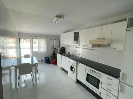 Küche von Dachboden zur Miete in Poio mit Heizung, Parkett und Terrasse