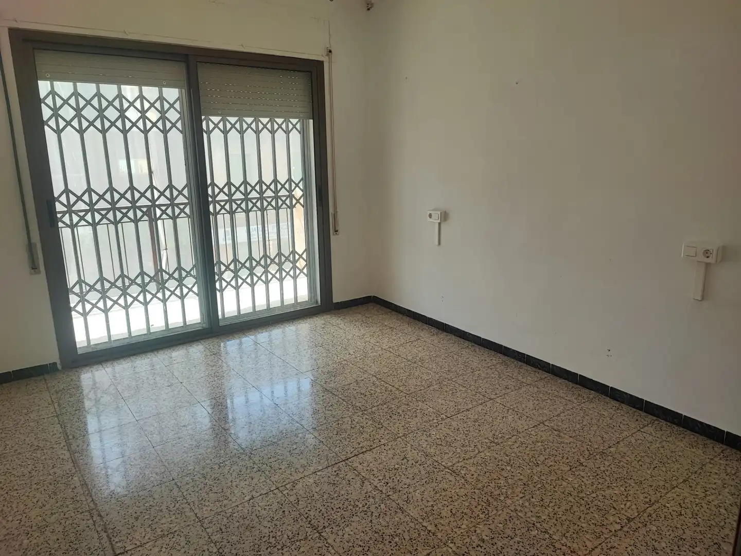 Dormitori de Pis en venda en Tarragona amb Aire condicionat, Calefacció i Parquet