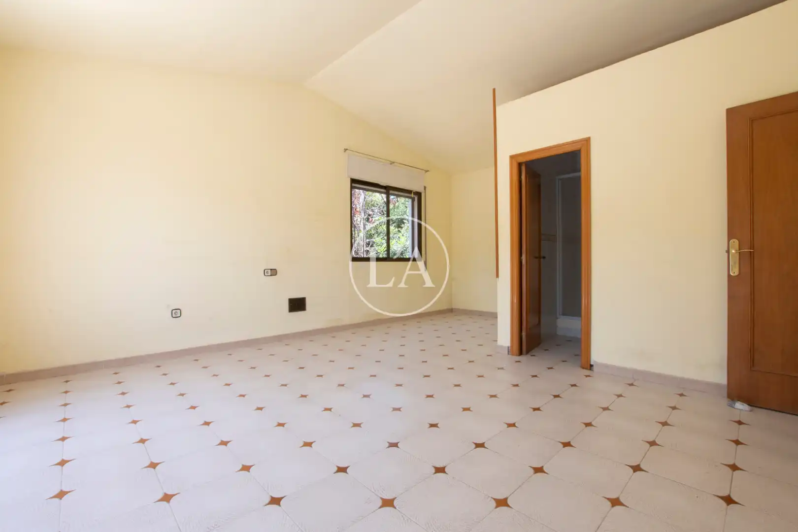 Dormitori de Casa o xalet en venda en Cambrils amb Jardí privat, Terrassa i Traster