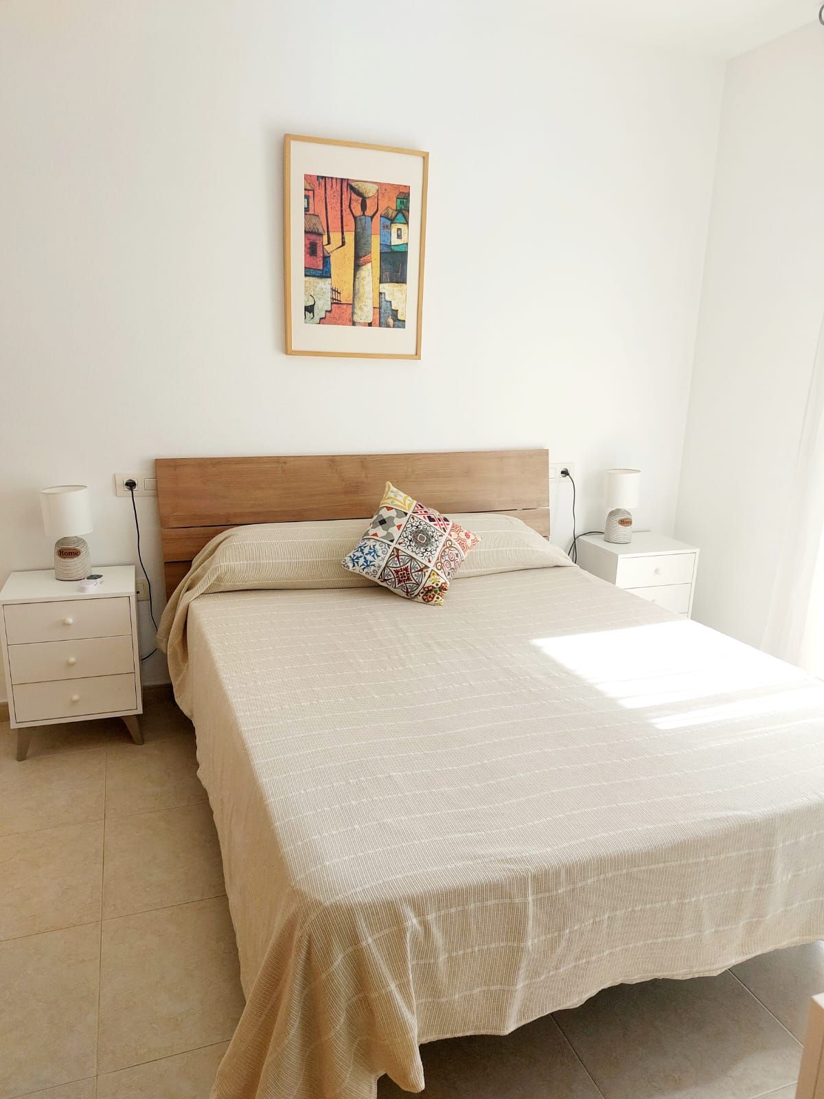 Flat to rent in Llandels