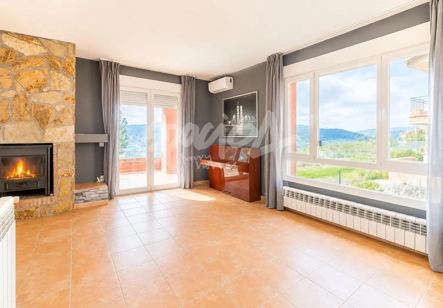 Living room of Houses for sale in Robledo de Chavela  with Heating, Private garden and Terrace