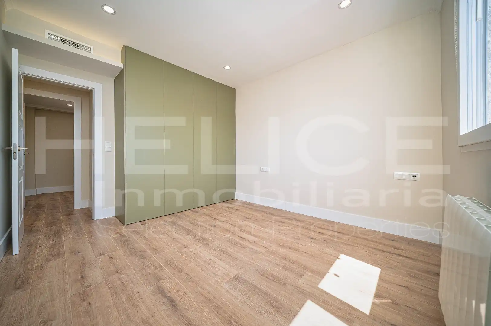 Attic for sale in Barrio de Benicalap