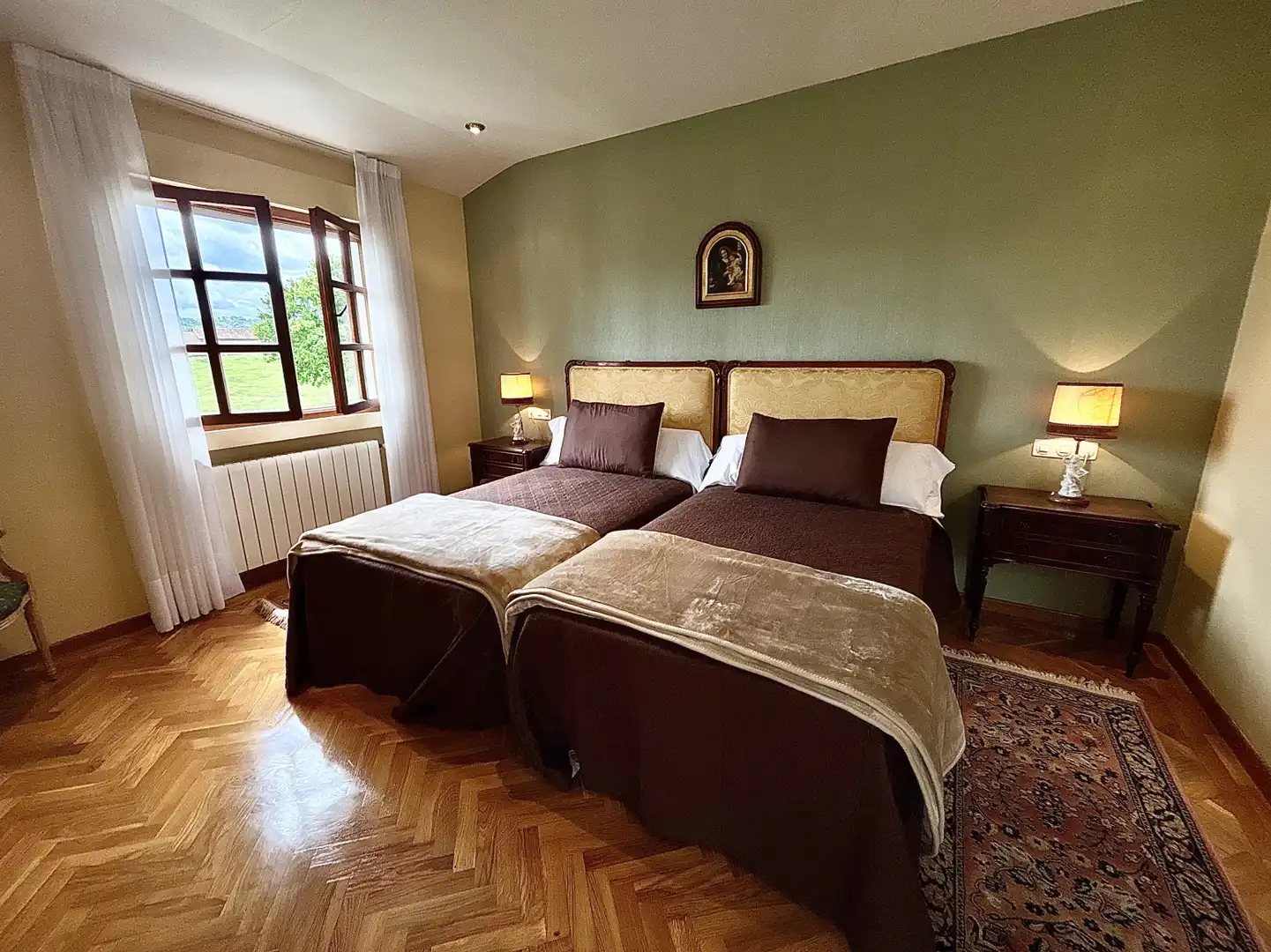 Bedroom of Houses for sale in Sariego  with Heating, Private garden and Parquet flooring