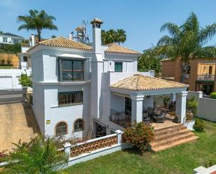Exterior view of House or chalet for sale in Estepona  with Air Conditioner, Private garden and Terrace
