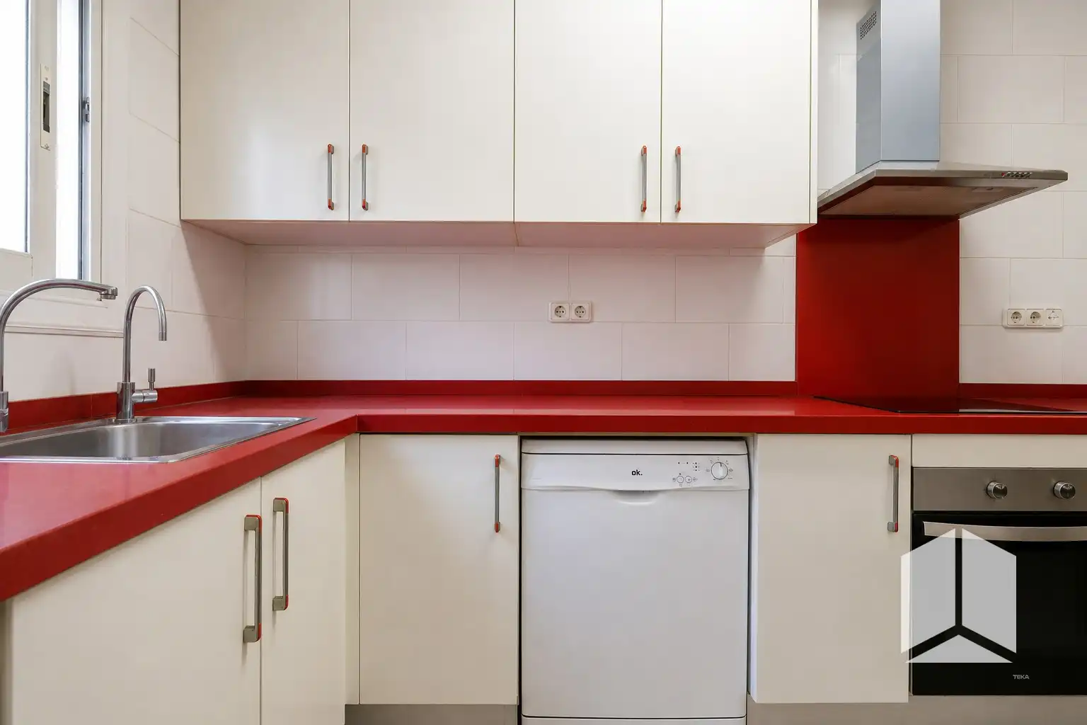 Cocina de Piso en venta en Castelldefels con Amueblado y Balcón