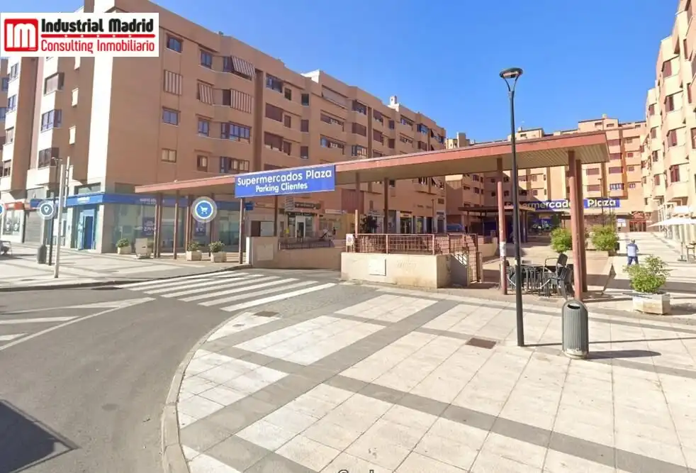Vista exterior de Local en venda en Arganda del Rey