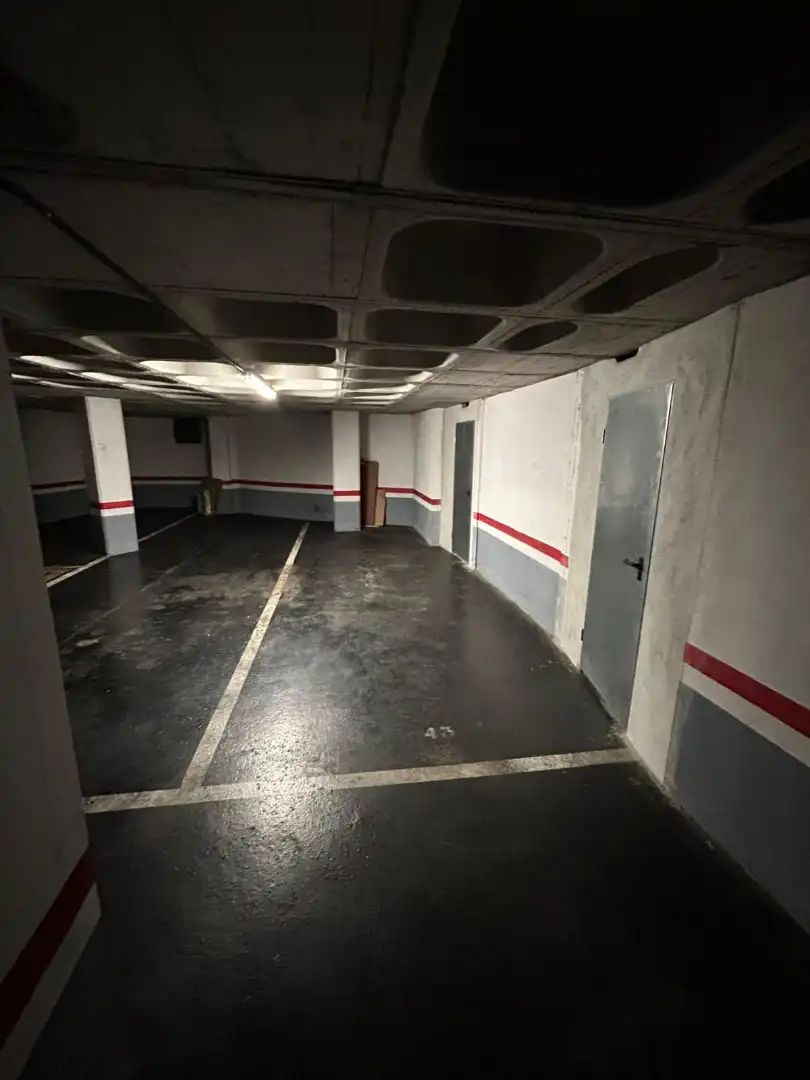 Parking with lift for sale in Travesía de Uribitarte, imagen 7