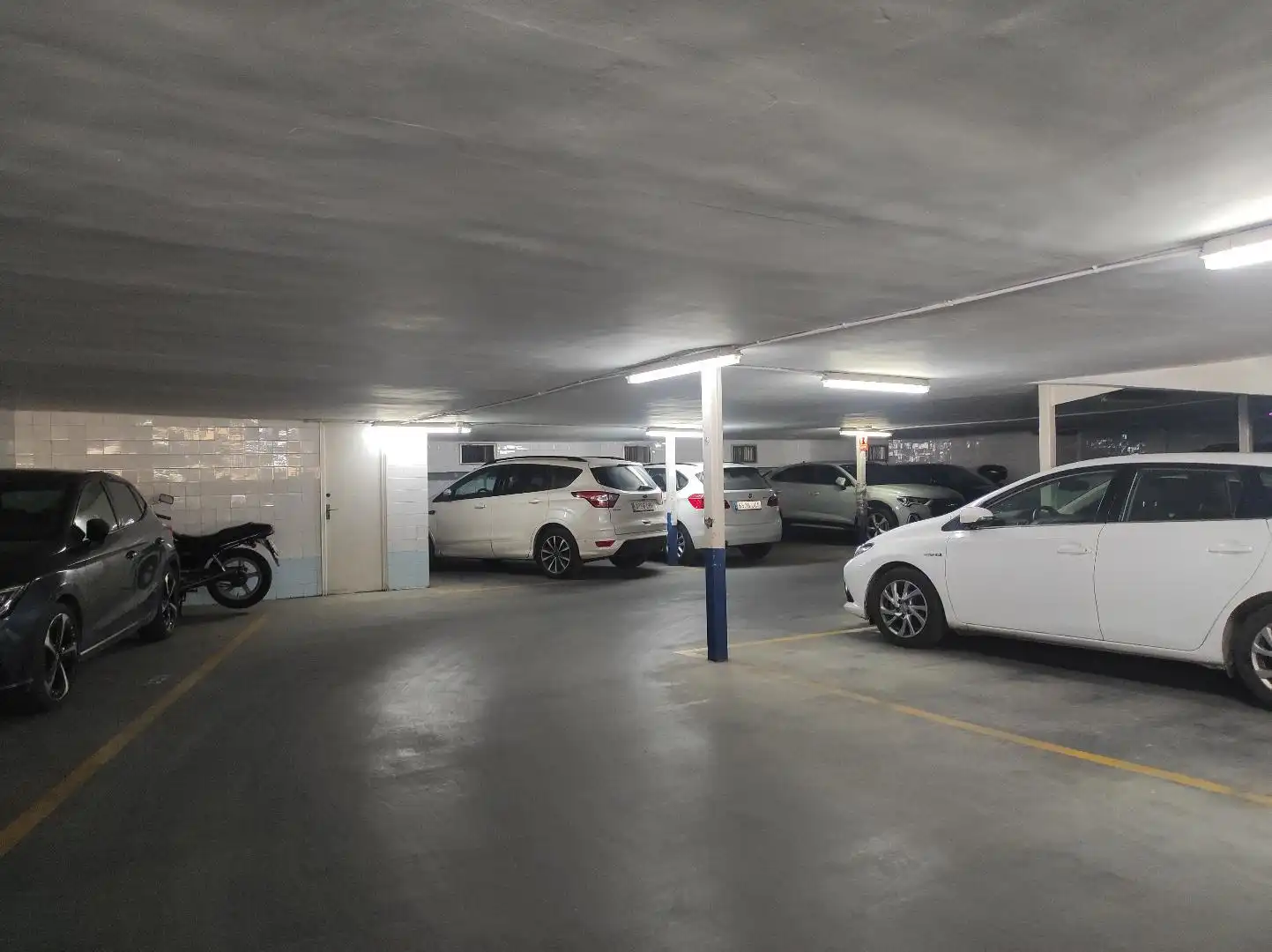 Parkplatz von Garage zum Verkauf in Valencia
