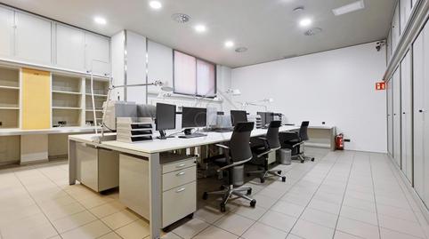 Photo 3 of Premises to rent in  Eguilaz, Les Tres Torres,  Barcelona Capital