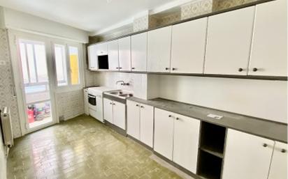 Cuina de Pis en venda en Burlada / Burlata amb Calefacció i Parquet