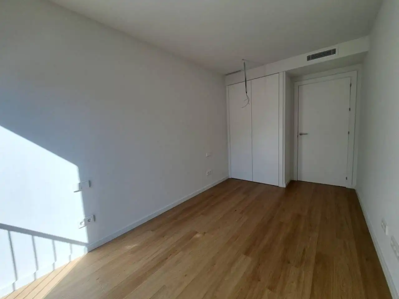 Habitación de Piso de alquiler en Sabadell con Aire acondicionado, Calefacción y Parquet