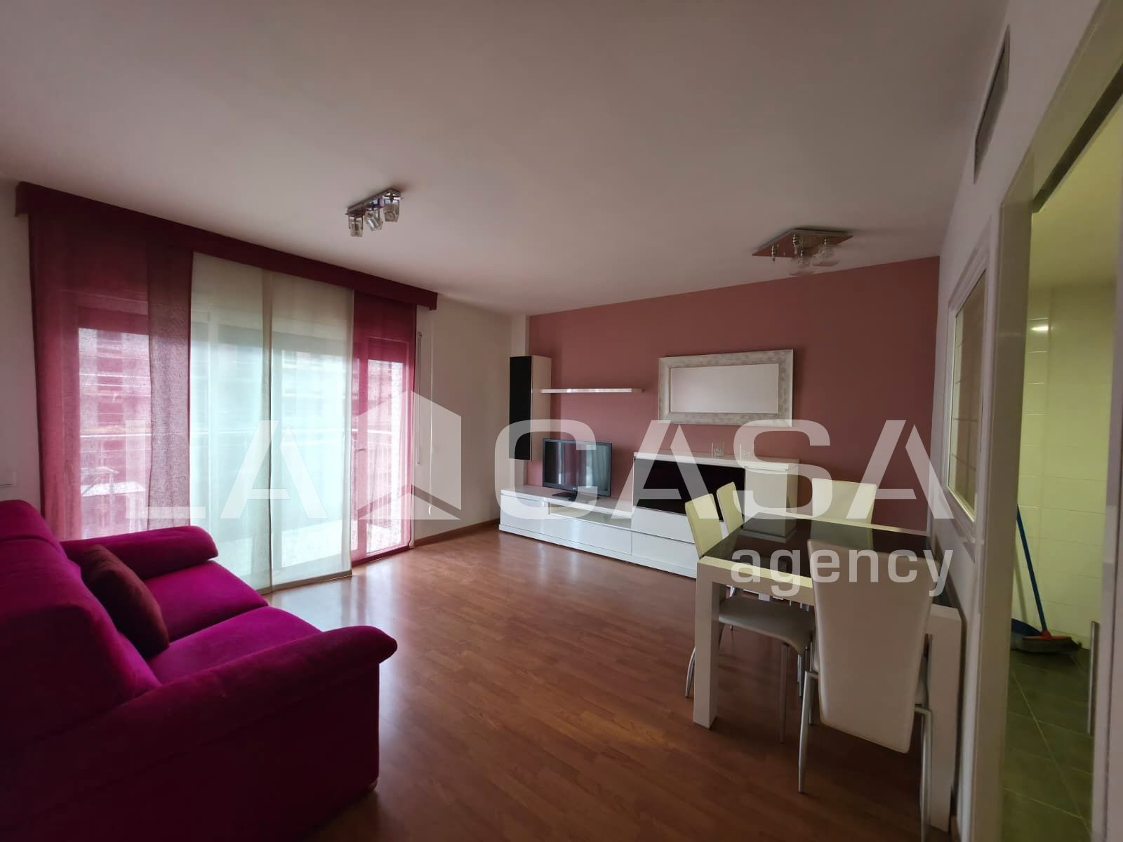 Living room of Flat for sale in Sabadell  with Private garden, Parquet flooring and Swimming Pool
