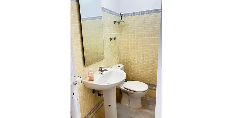 Bathroom of Houses for sale in Palencia  with Heating, Private garden and Storage room