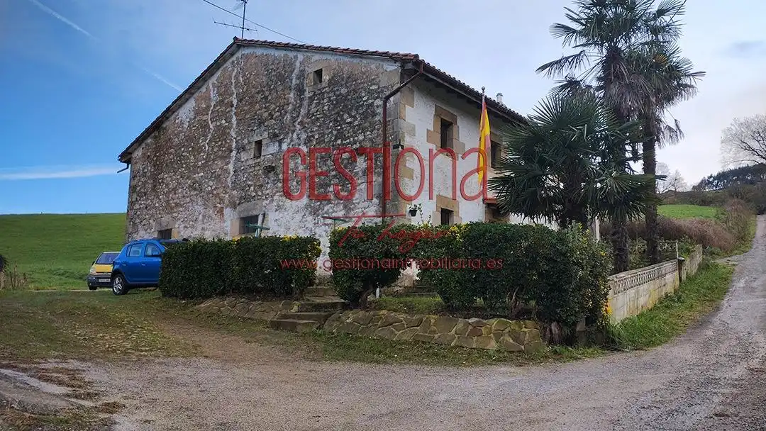 Vista exterior de Finca rústica en venta en Villafufre con Calefacción, Jardín privado y Balcón