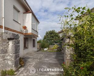 Vista exterior de Casa o xalet en venda en Santander amb Calefacció