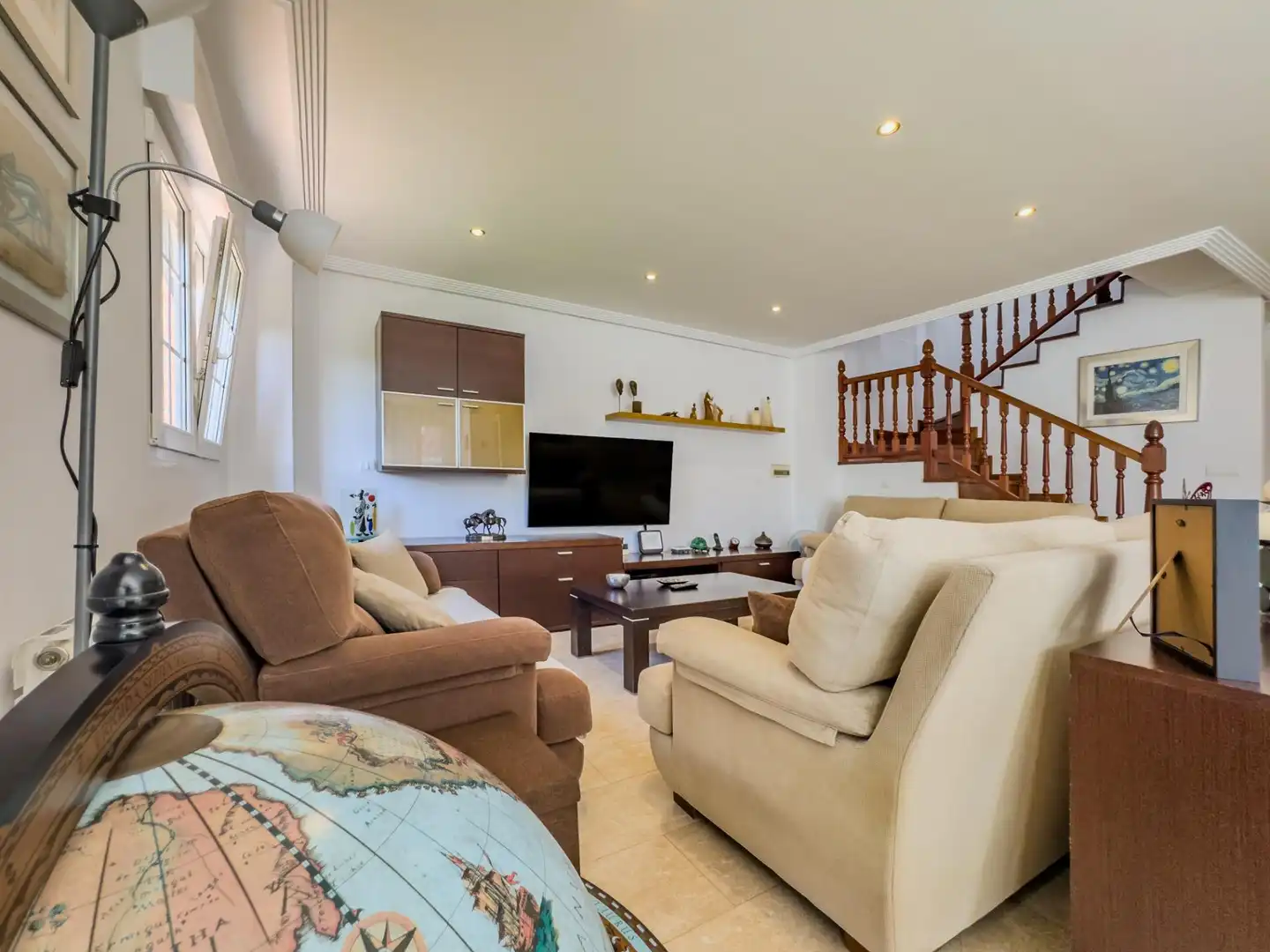 Sala de estar de Casa o chalet en venta en Camargo con Calefacción, Jardín privado y Parquet