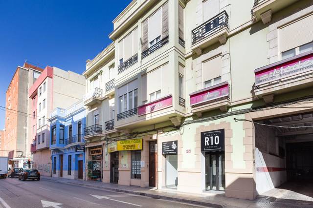 Piso en Venta en Calle ALZIRA, 16 en Centro Histórico